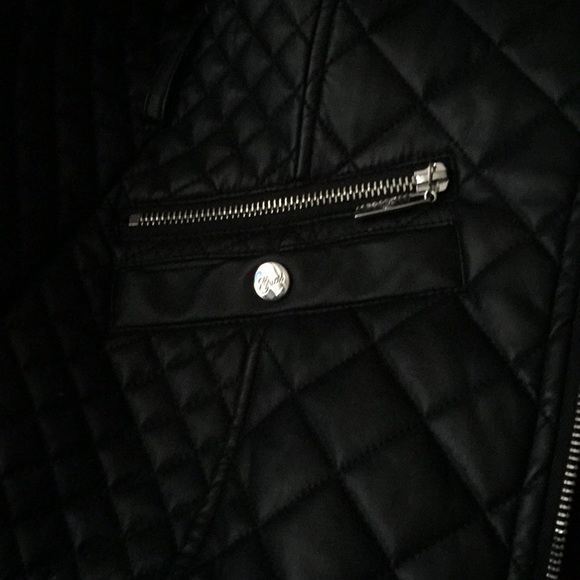 Guess jacket - Picture 2 of 5